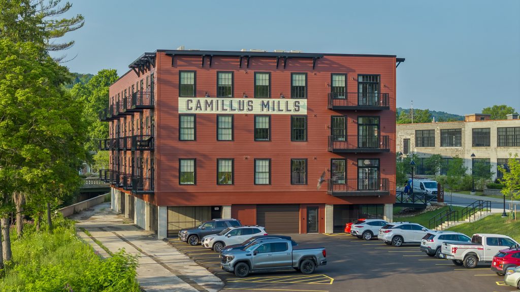 The Edge at Camillus Mills